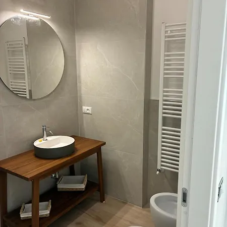 Lacasadilillo-new Versilia Center 250m From The Sea